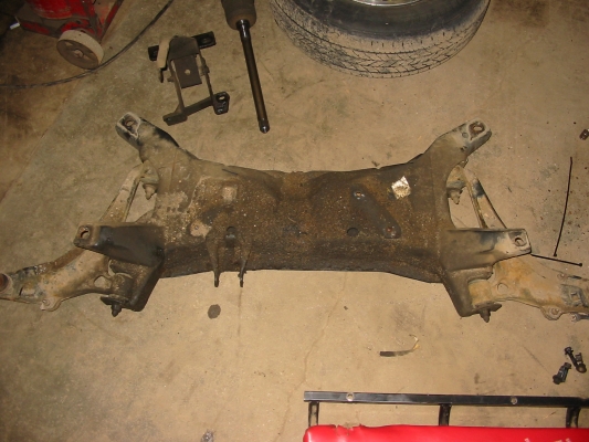 Lovely k-frame which had to be removed in order to get AWD power transfer unit out from the transmission.
